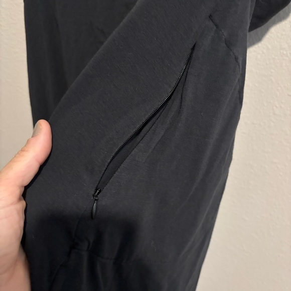 Sherpa Black Sleeveless Athletic  Dress Size L - Picture 3 of 4